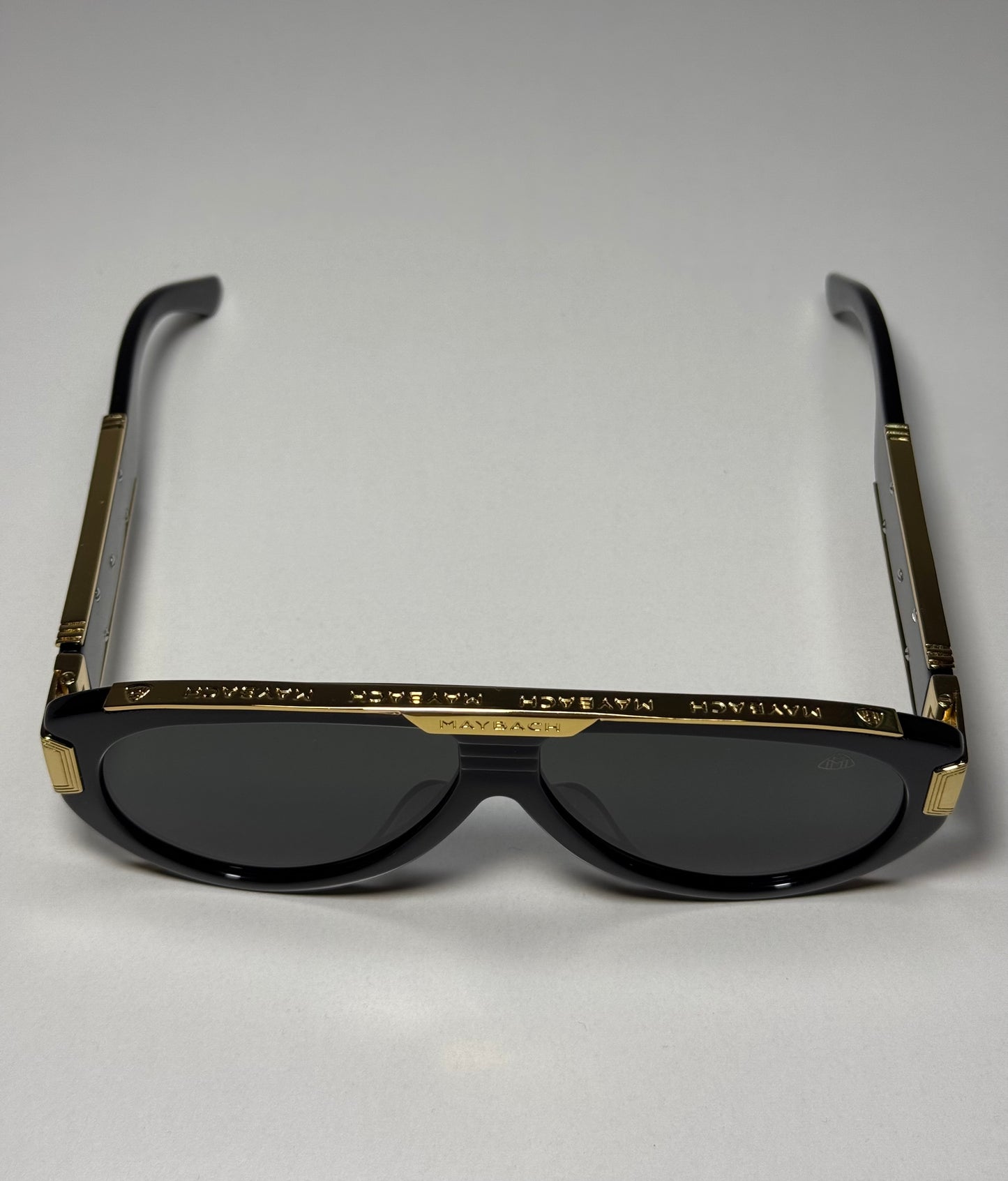 Maybach The Idol 1-A9 Black