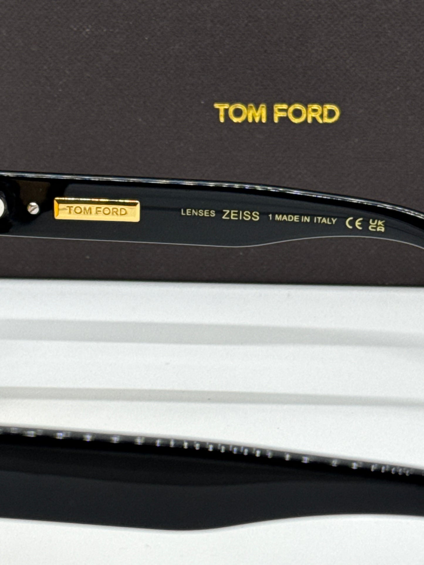 Tom Ford Icon Round TF1237 Amber Yellow Zeiss Lenses