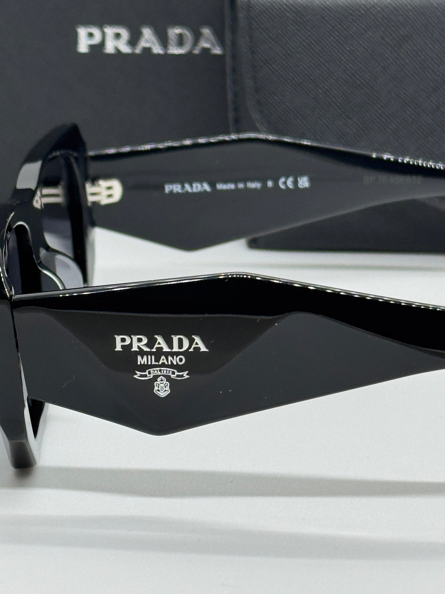 Prada SPR B18 Symbole Black