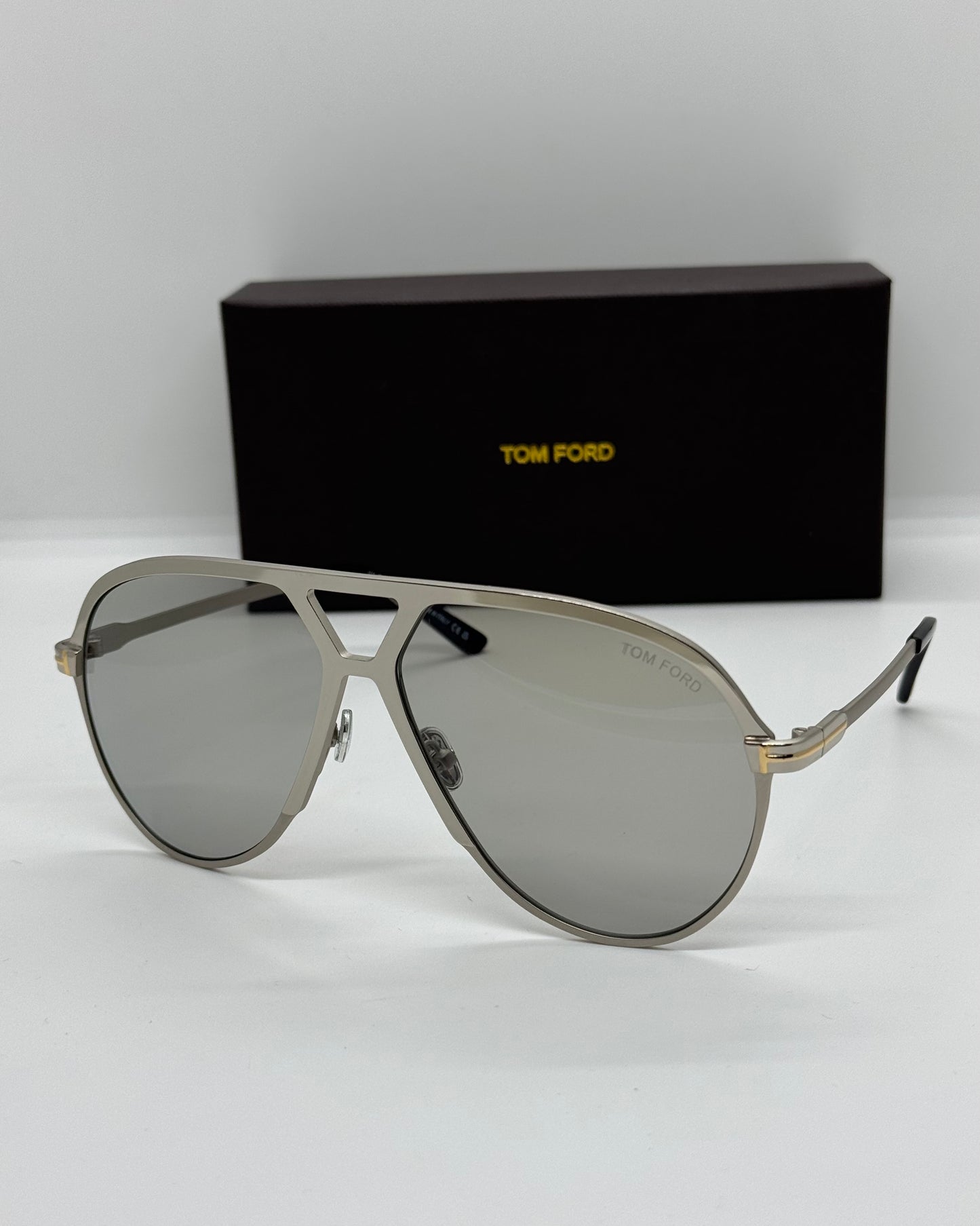 Tom Ford Xavier TF1060 Oversized