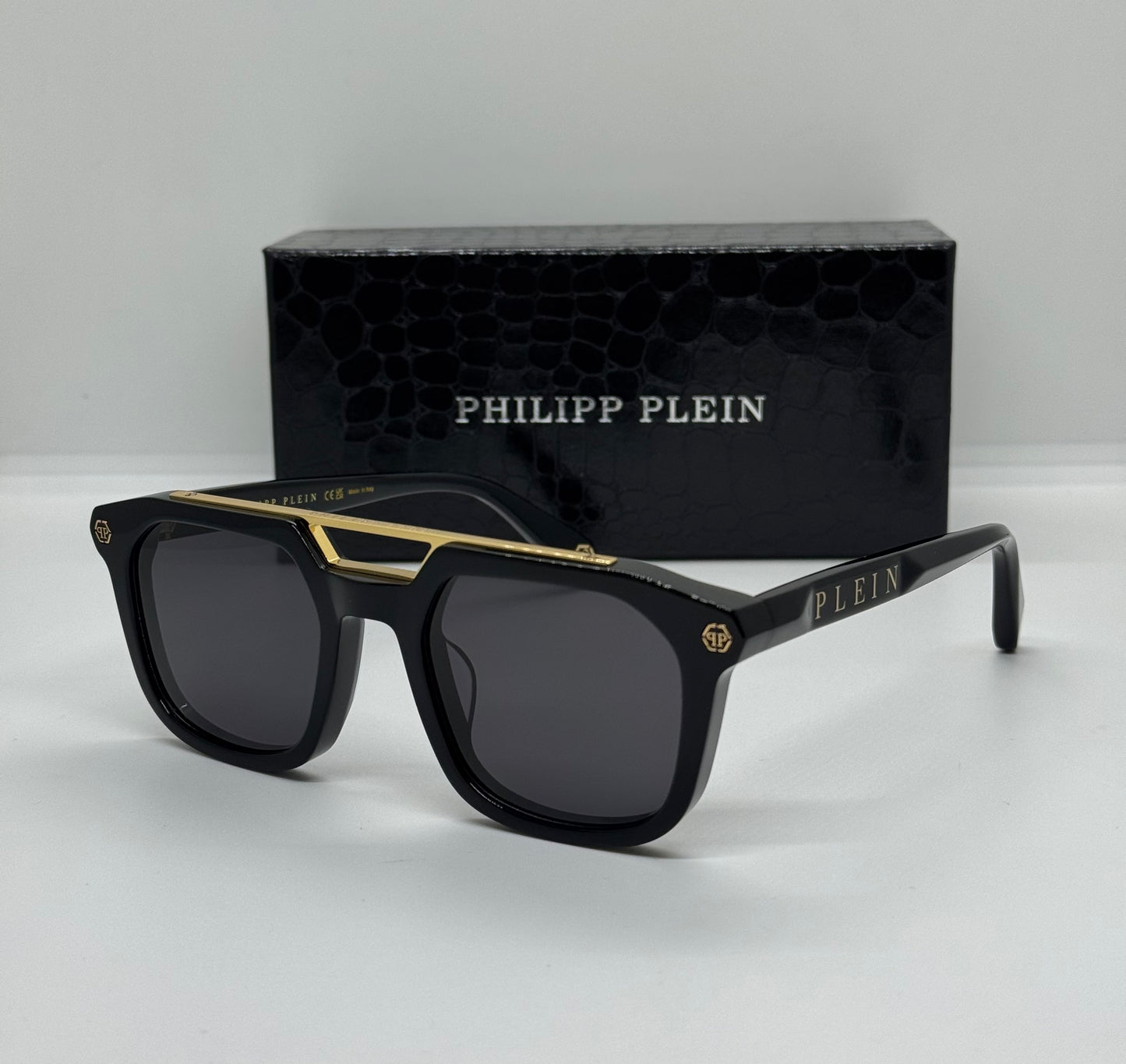 Philipp Plein Traveller SPP001 Black X Gold
