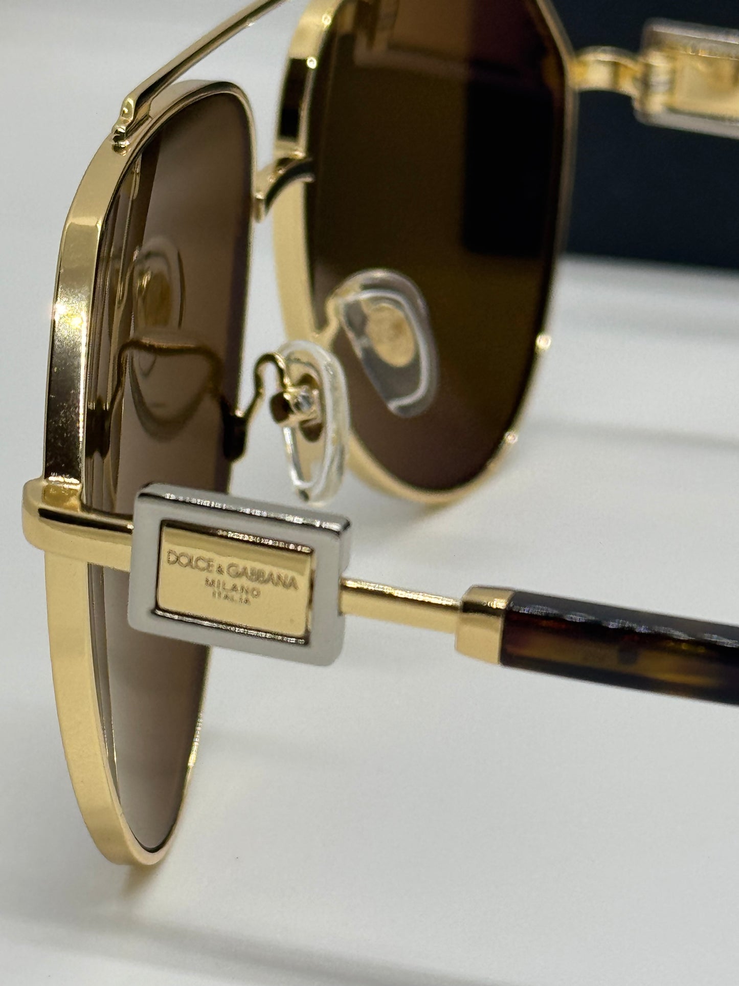 Dolce & Gabbana DG2315 Pilot Brown