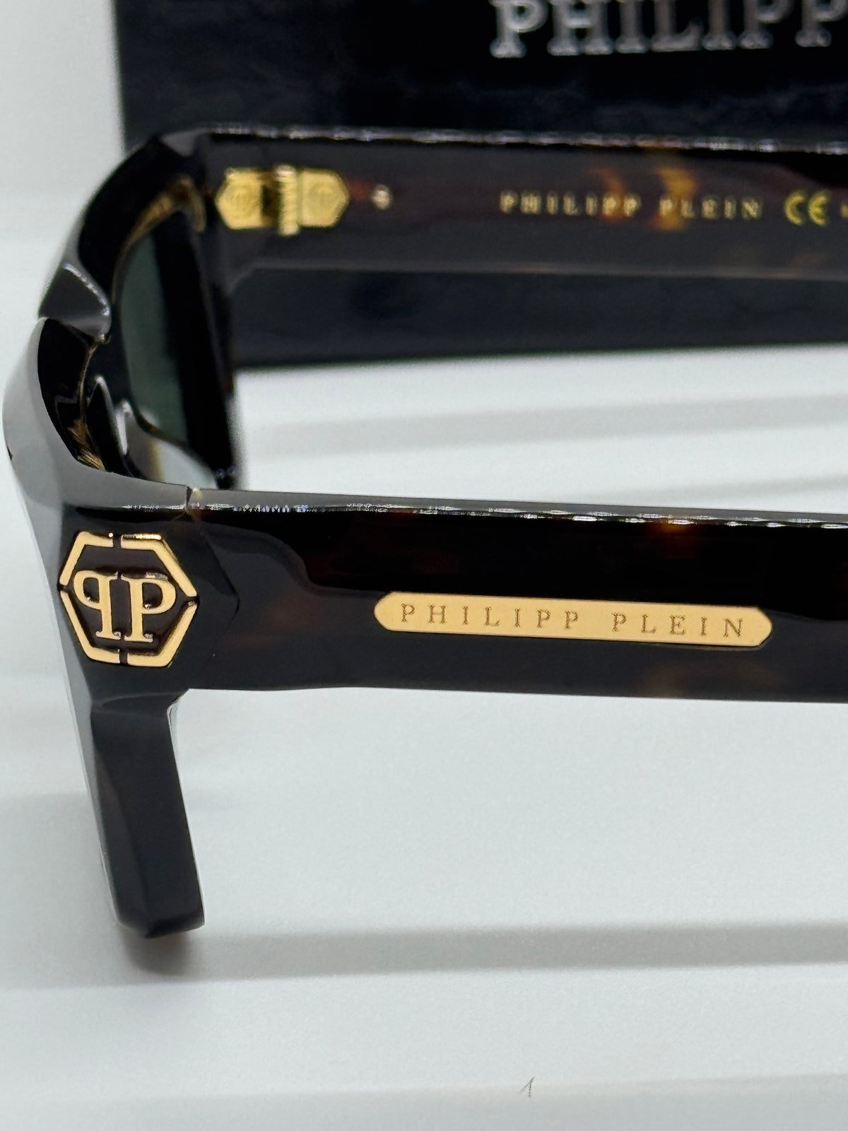 Philipp Plein Dark Shapes SPP044 Olive Tortoise Shade