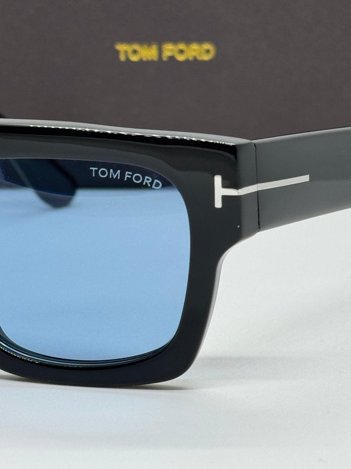 Tom Ford Fausto TF711 Blue