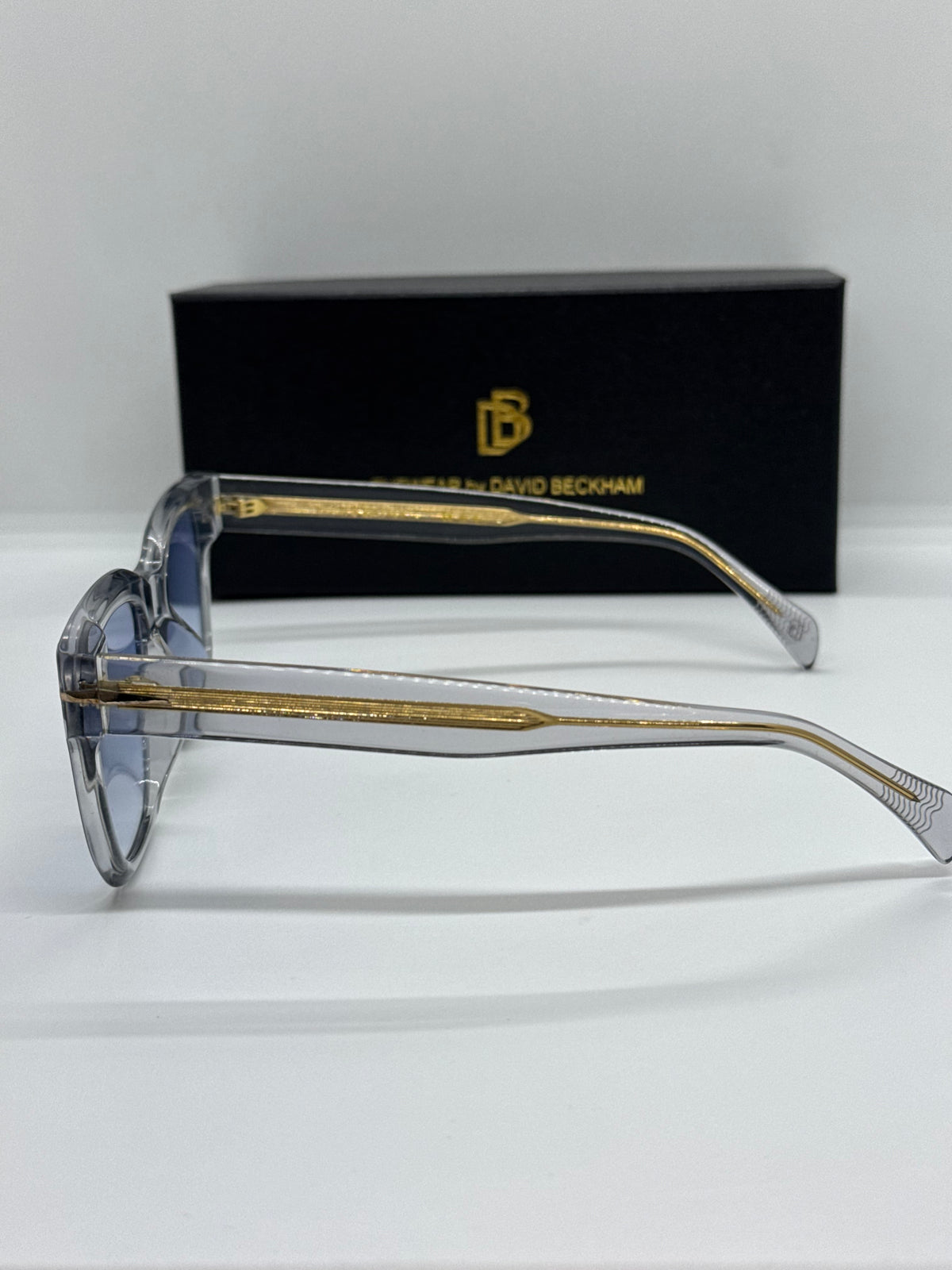 David Beckham DB7118/S Crystal Blue