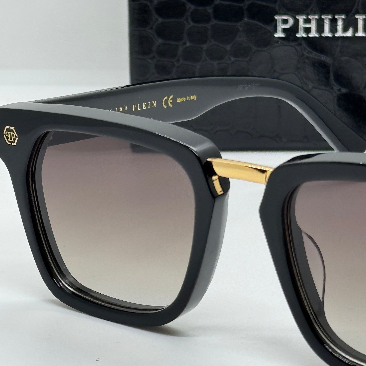 Philipp Plein Hexagonal College Brown Shade