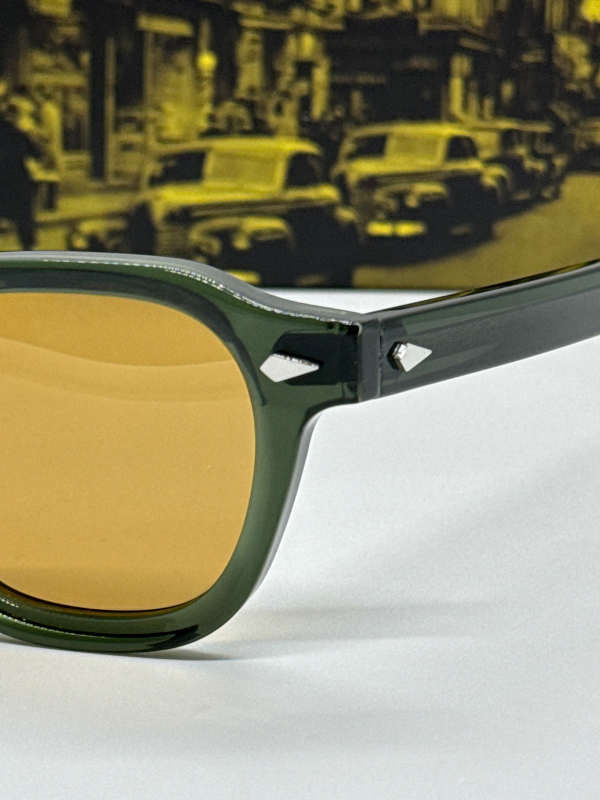 Moscot Dolt Dark Green Amber