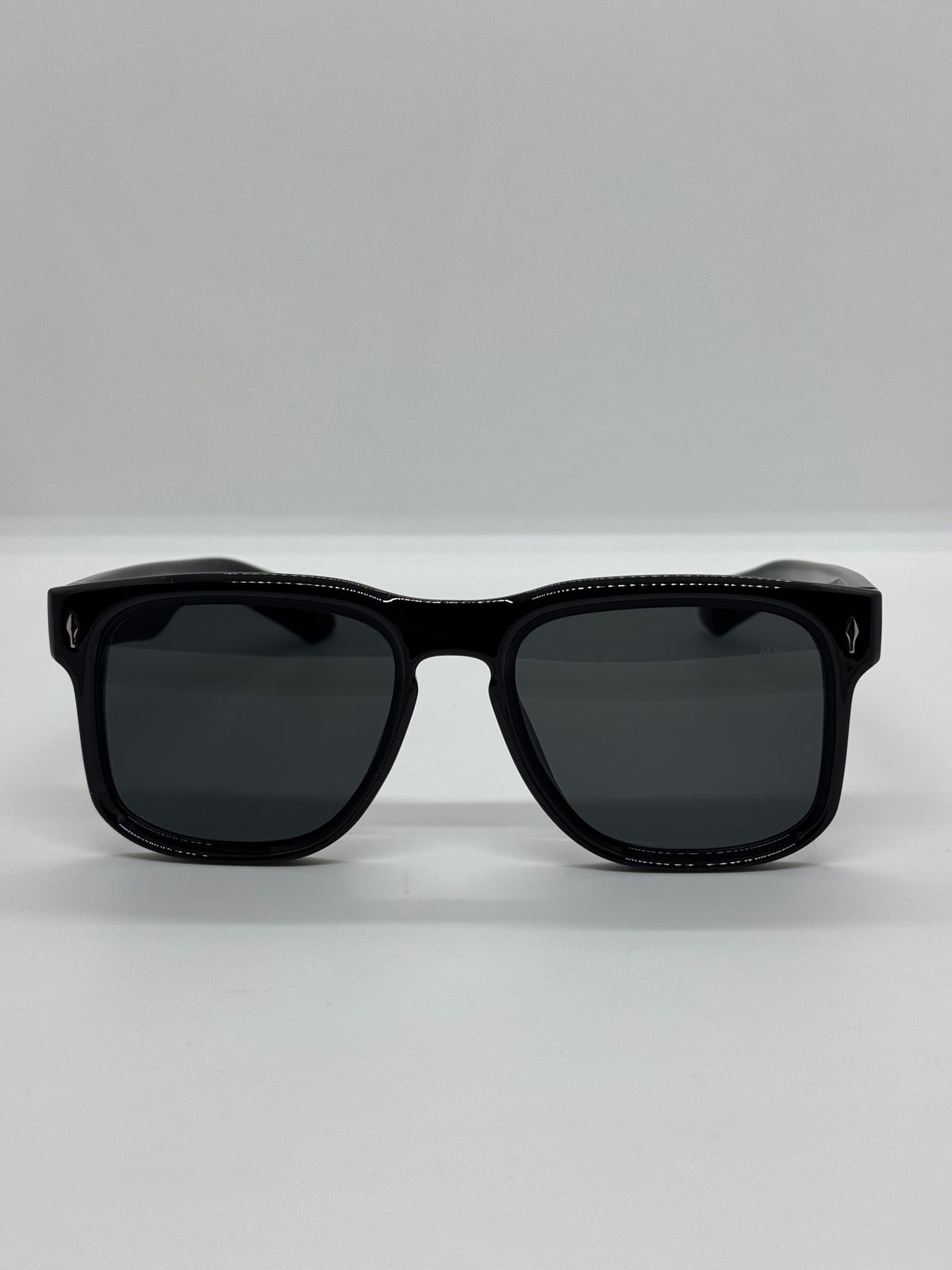 JMM 10816 Shade