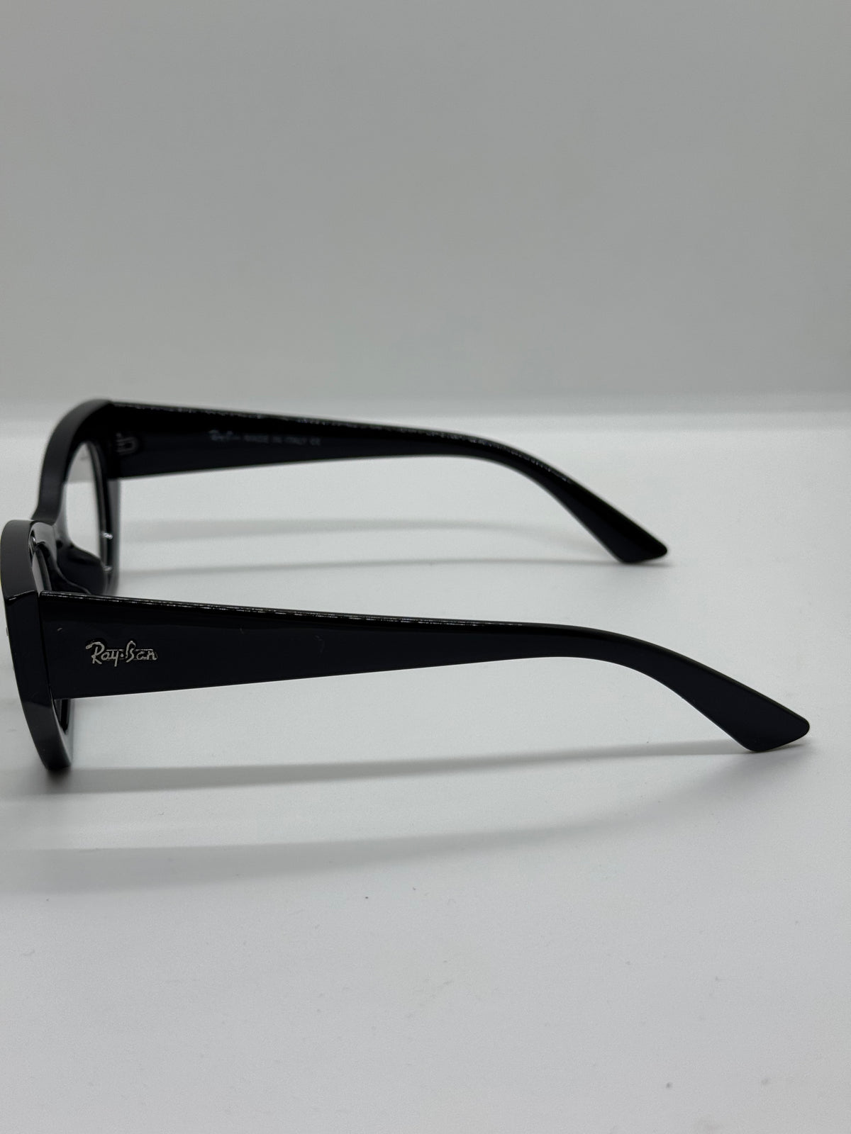 RB Zena Frame