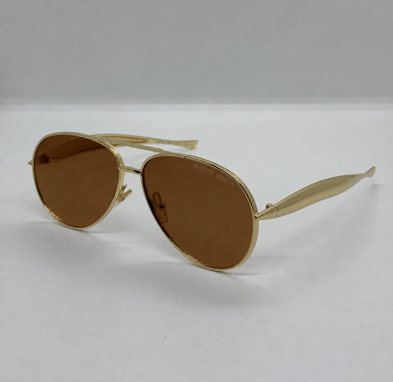Bottega Pilot Oversized