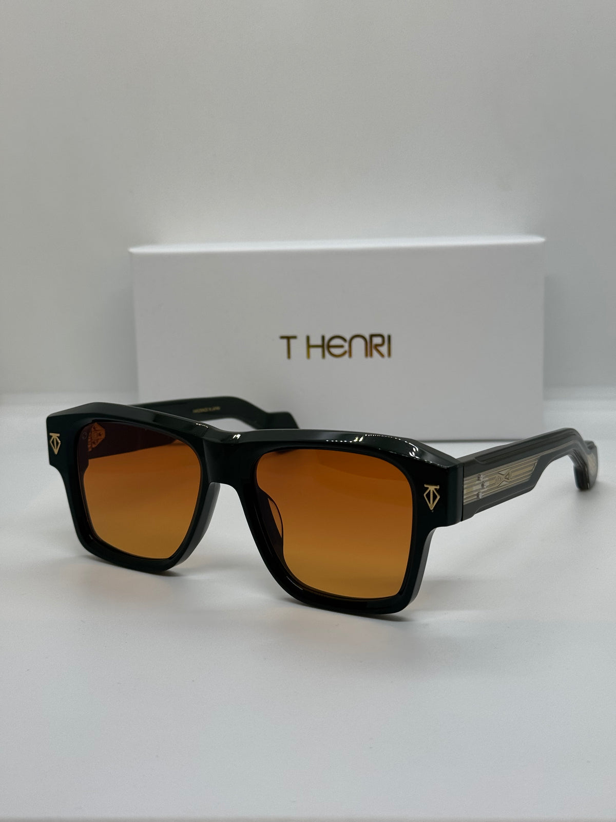 T Henri Estoque Dark Green x Orange