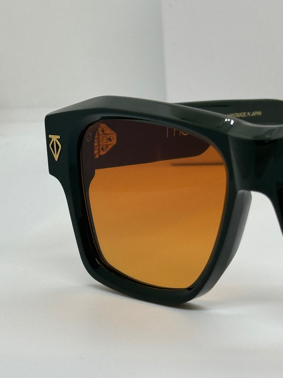 T Henri Estoque Dark Green x Orange