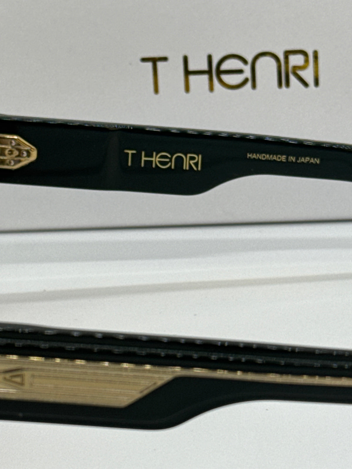 T Henri Estoque Dark Green x Orange