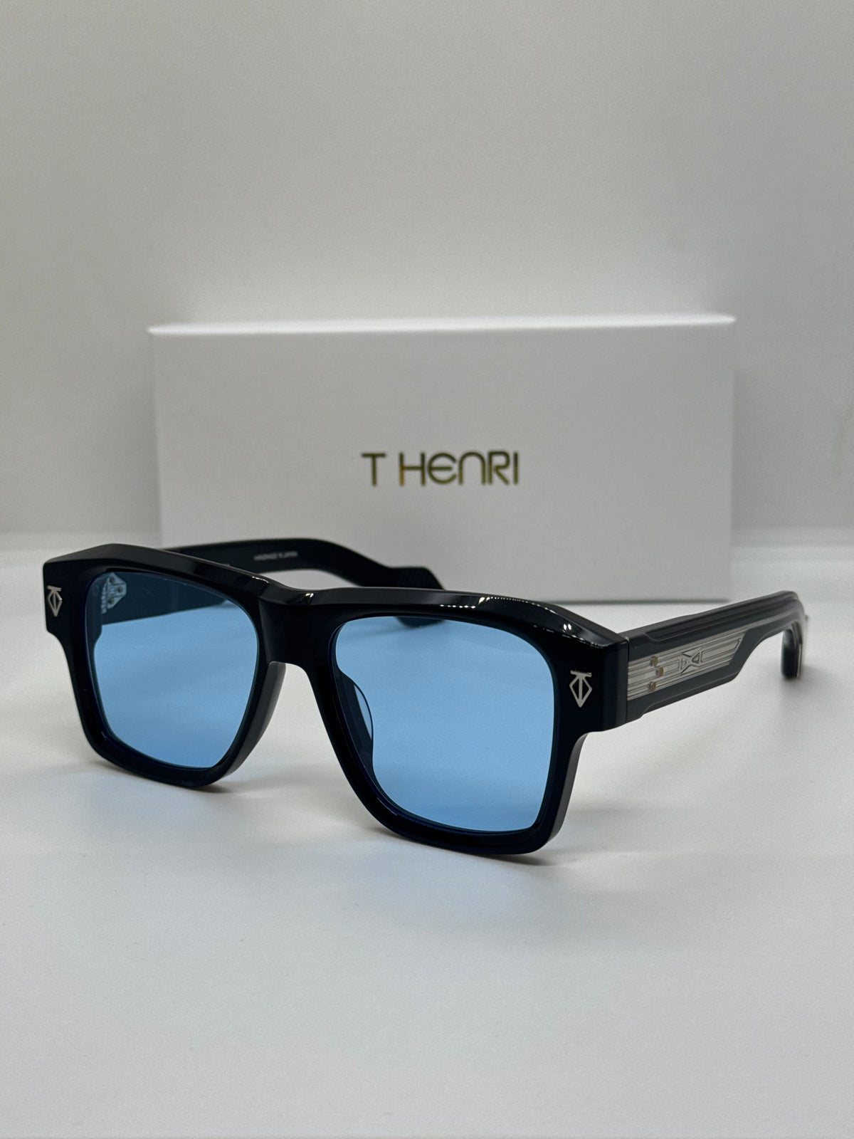 T Henri Estoque Blue Shade