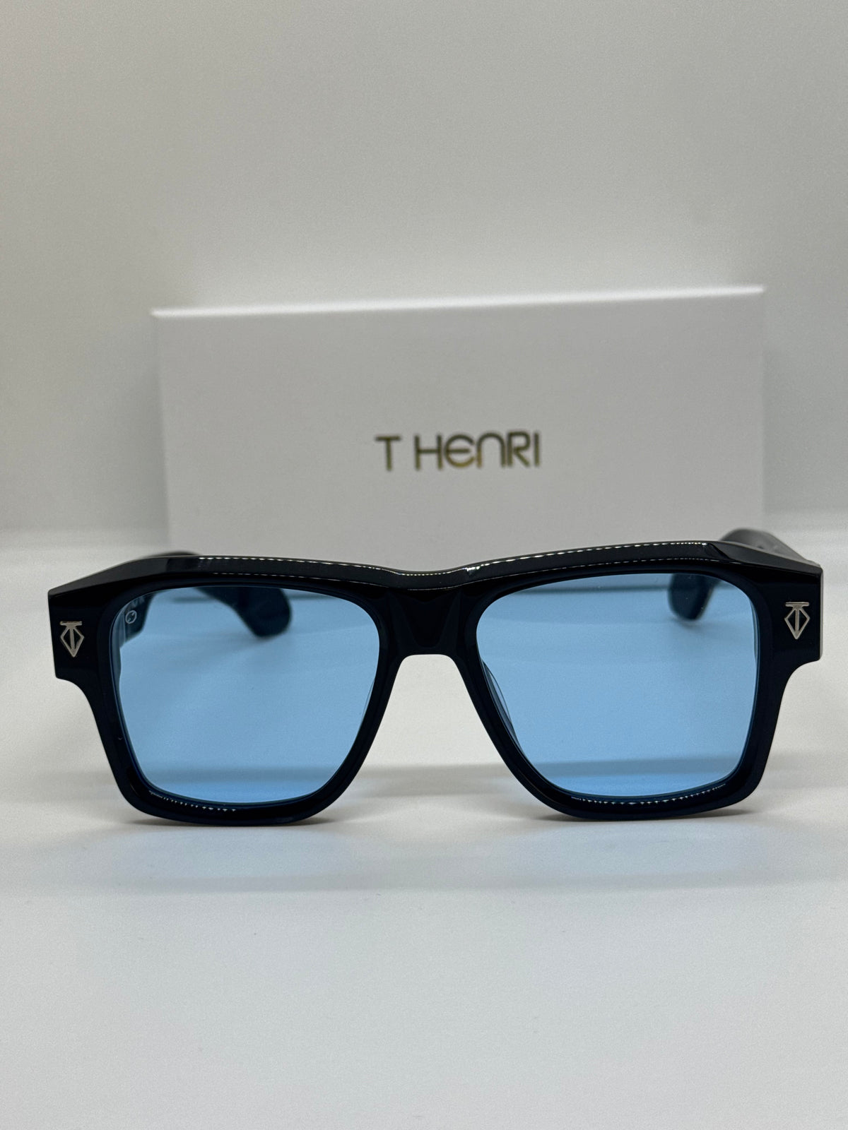 T Henri Estoque Blue Shade