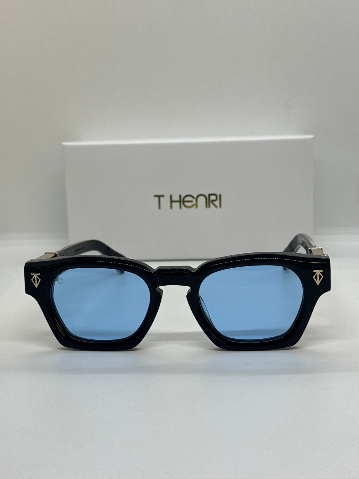 T Henri Gyra Blue x Black