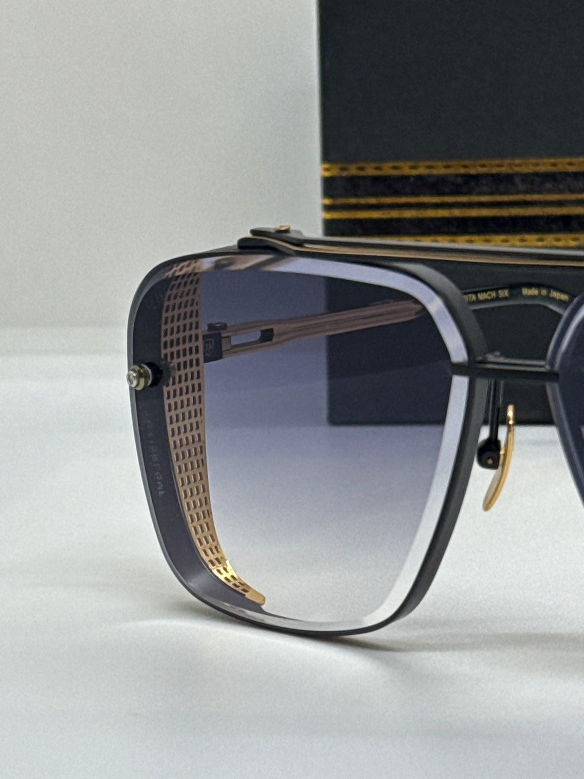 Dita Mach Six Gradient Navy (Limited Edition)