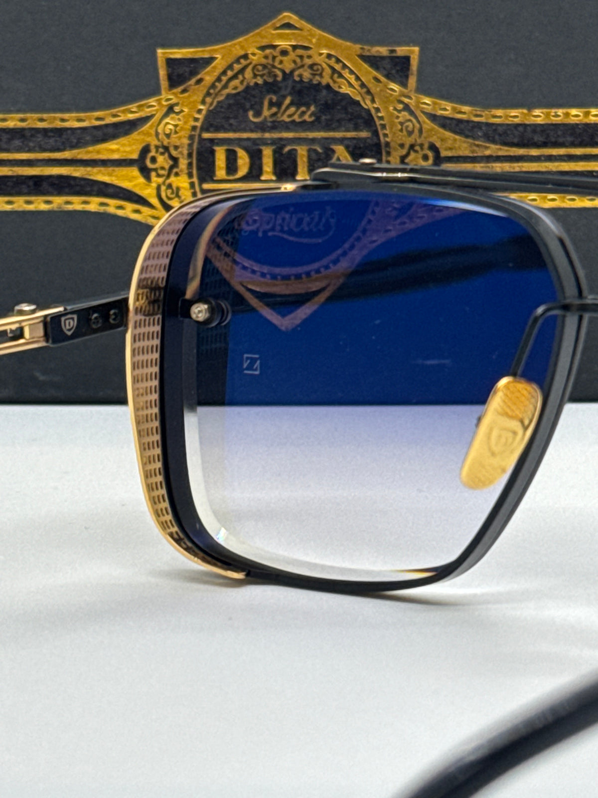Dita Mach Six Gradient Navy (Limited Edition)