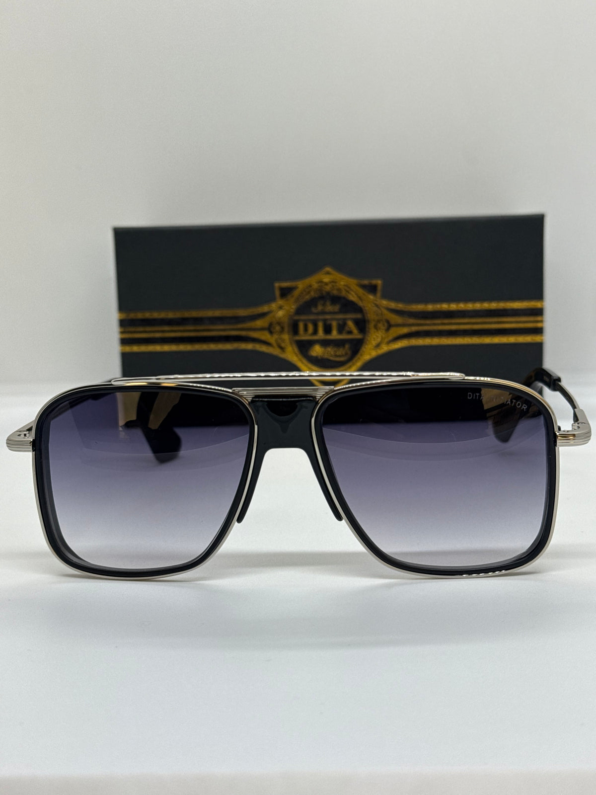 Dita Initiator Gradient Silver Shade