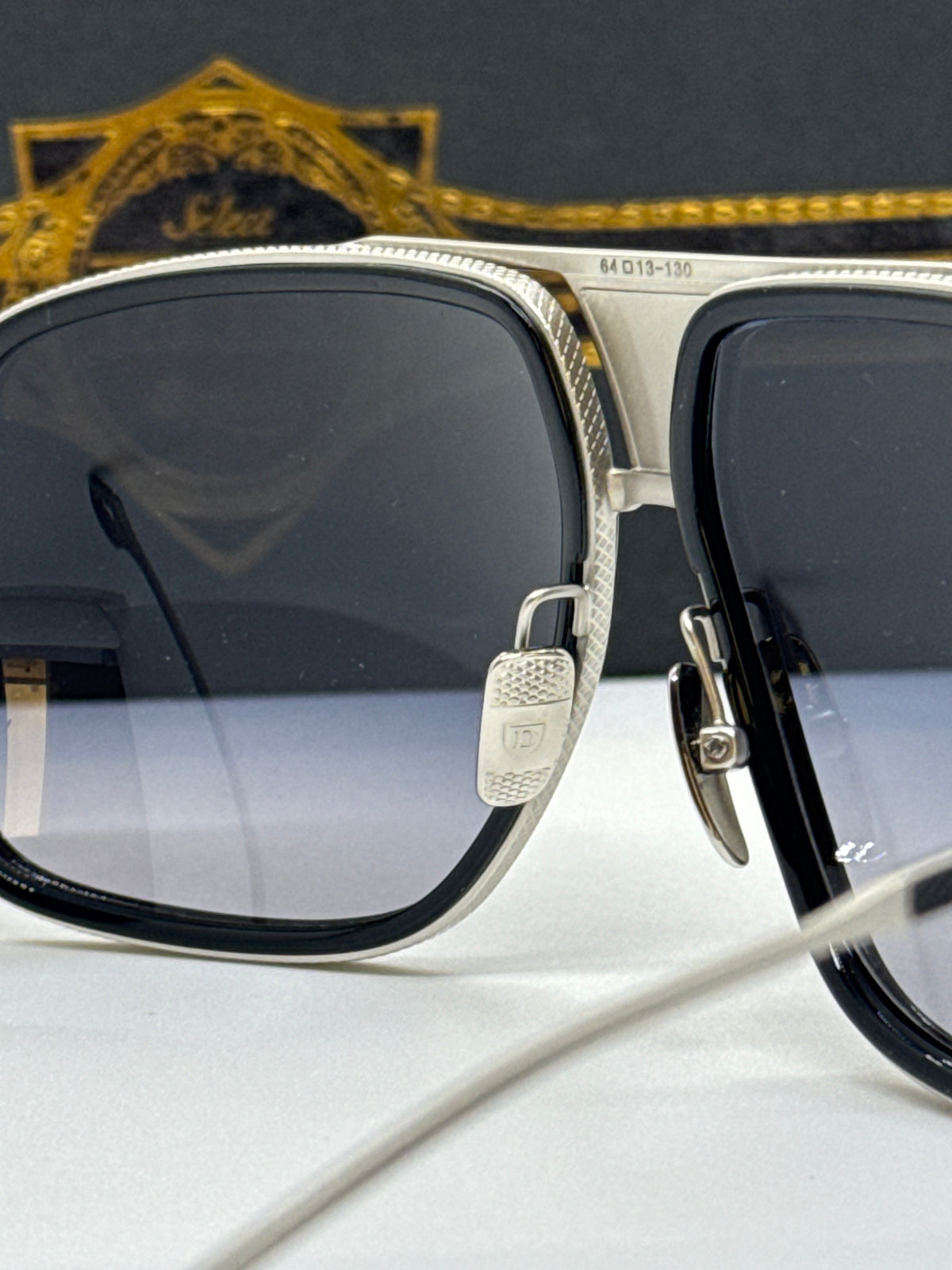 Dita Mach Five Gradient Navy Shade