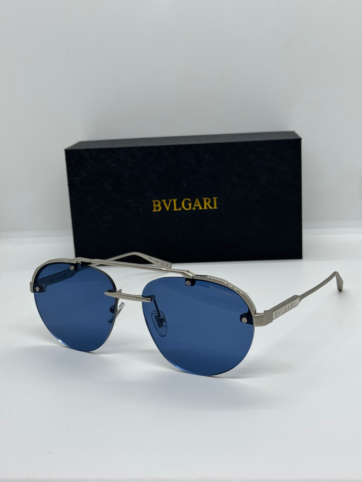 Bvlgari Octo Finissimo BV40052U Navy Blue