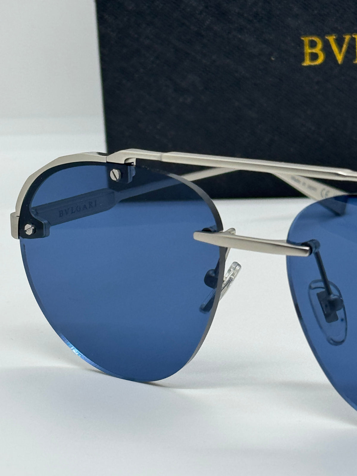Bvlgari Octo Finissimo BV40052U Navy Blue